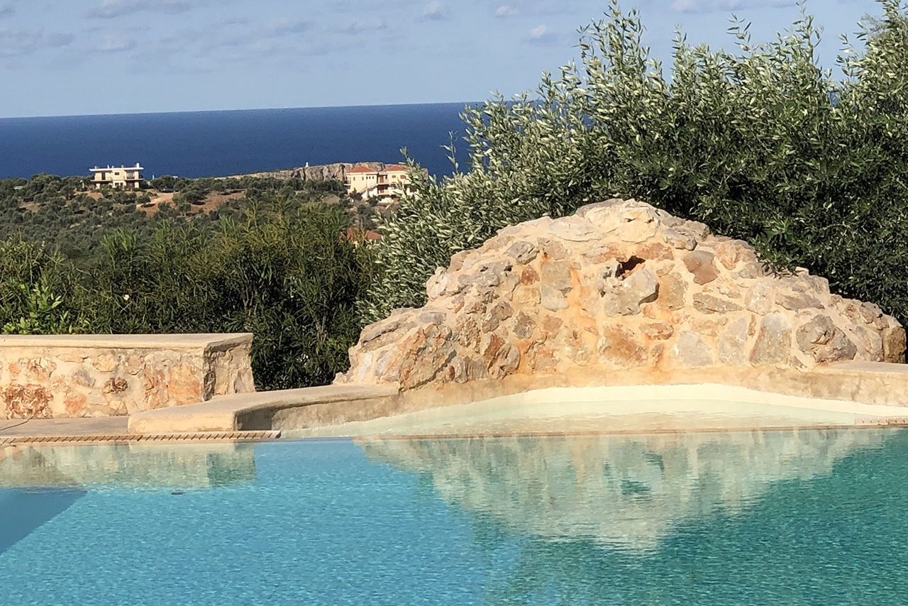 Pylos Villas accommodation - Blue Horizon swimming pool 5